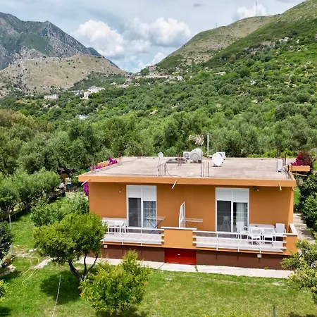 Nyaraló Borsh Private House Saranda