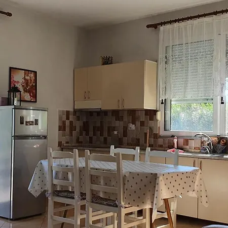 Borsh Private House Prázdninový dům Sarandë