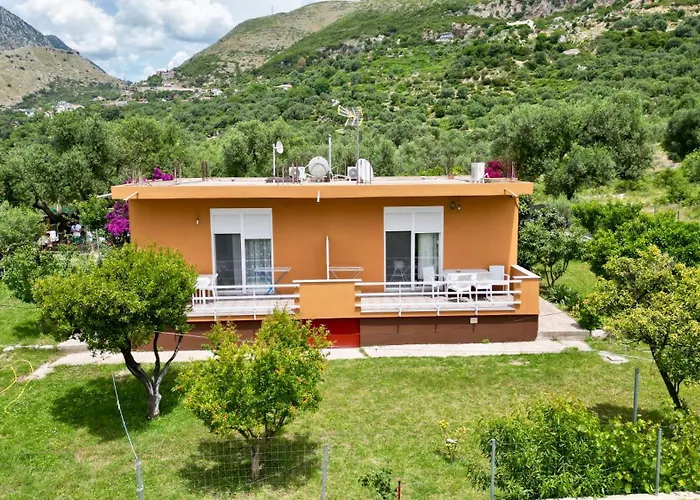 Borsh Private House Tatil Evi