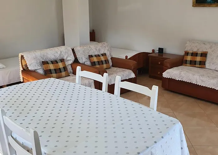 Borsh Private House Tatil Evi