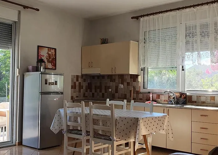 Borsh Private House Tatil Evi Saranda